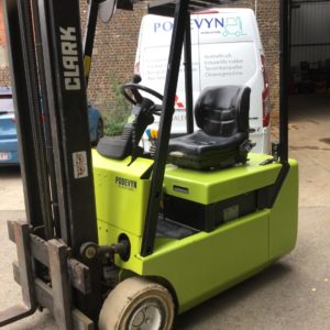 Chariot élévateur occasion CLARK CTM16