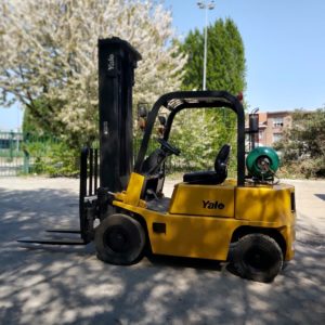 Chariot élévateur à gaz Yale occasion